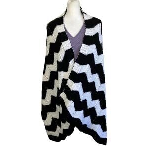 Oversized Knitted Shawl Wrap in Black & White Chevron Print Boho Winterwear Cozy